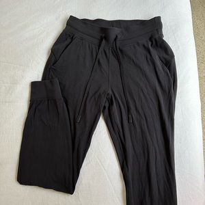 Lululemon Align Jogger size 6